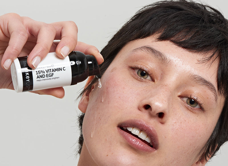 Model applying Vitamin C