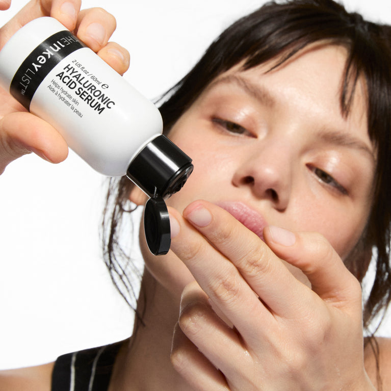 Model using Hyaluronic acid serum