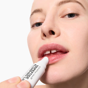 Model with tripeptide lip 